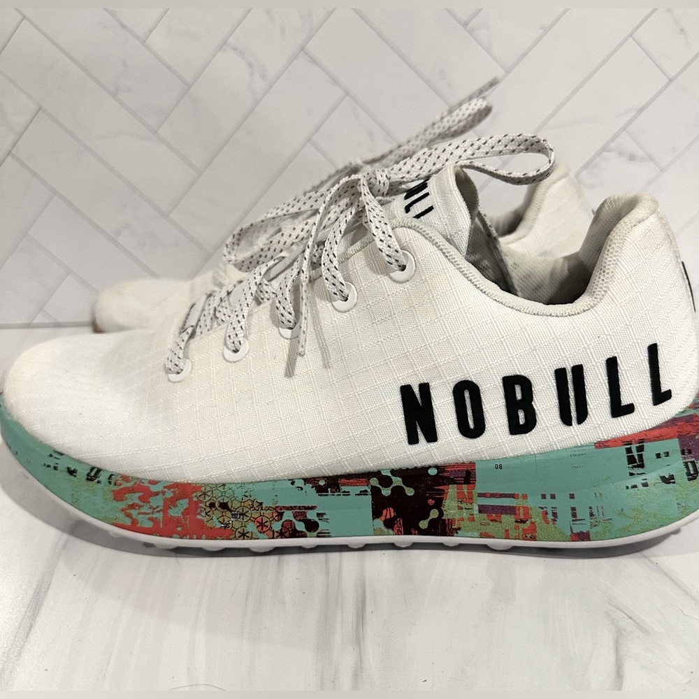 NOBULL White Sneakers with Minimalist Design that can be used for golfing.⛳️